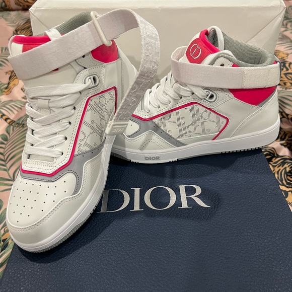 Dior - Picture 2 of 4